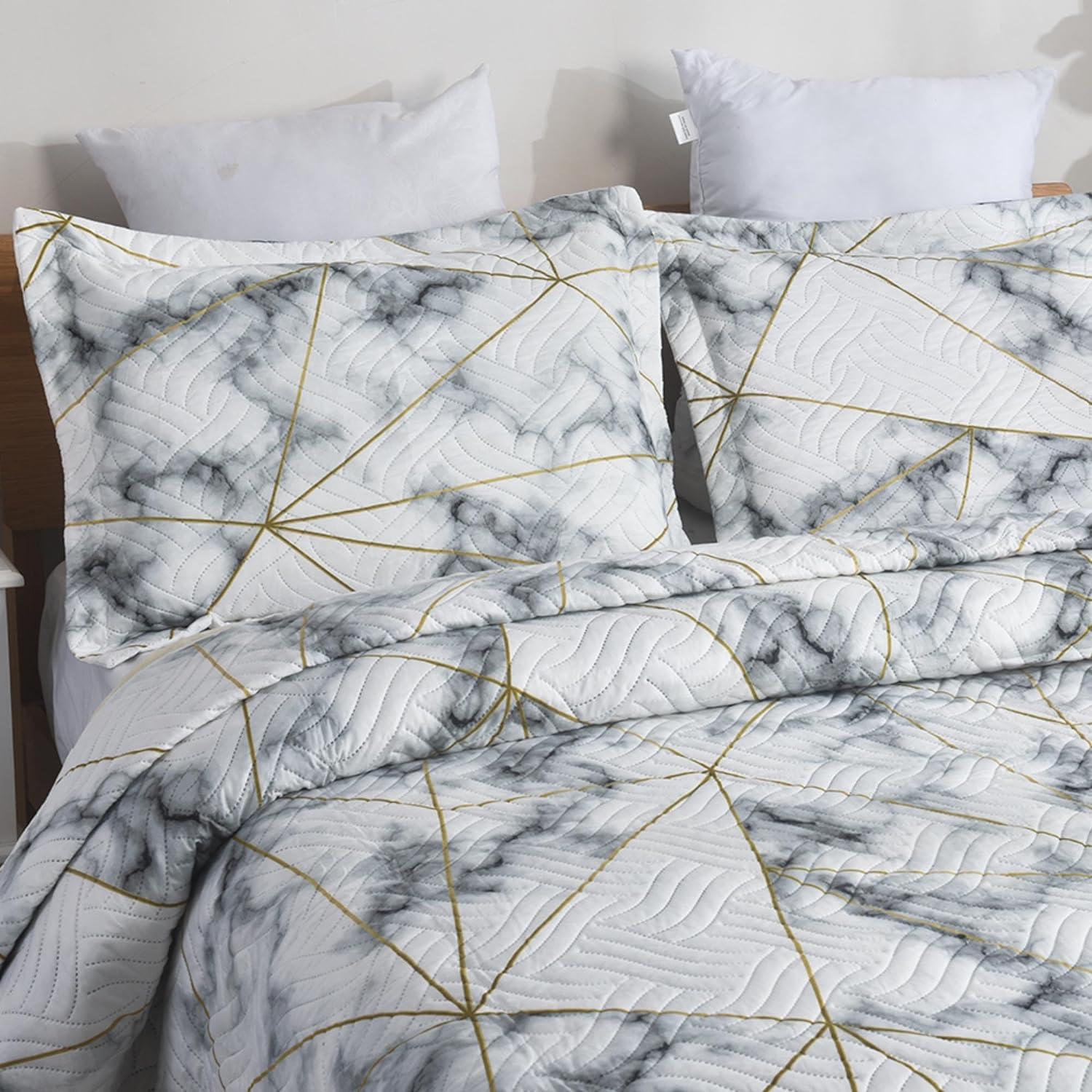 3-Piece Reversible Quilted Bedspread Set (220x240cm)