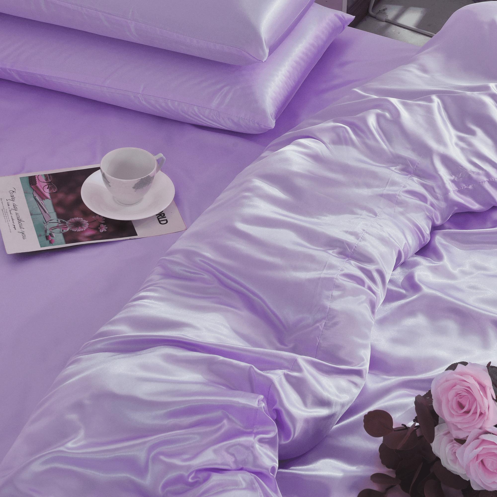 Elegant 3PC Lilac Satin Bedding Set - Silky Duvet Cover and Pillowcases