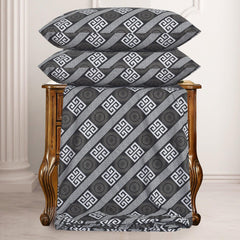 4 Piece Microfibre Bedding Set - Hypoallergenic Geo Luxe Duvet Cover
