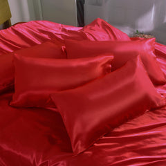 6PC Scarlet Red Satin Bed Set ‚Äì Includes Duvet, Fitted Sheet & Pillow Covers