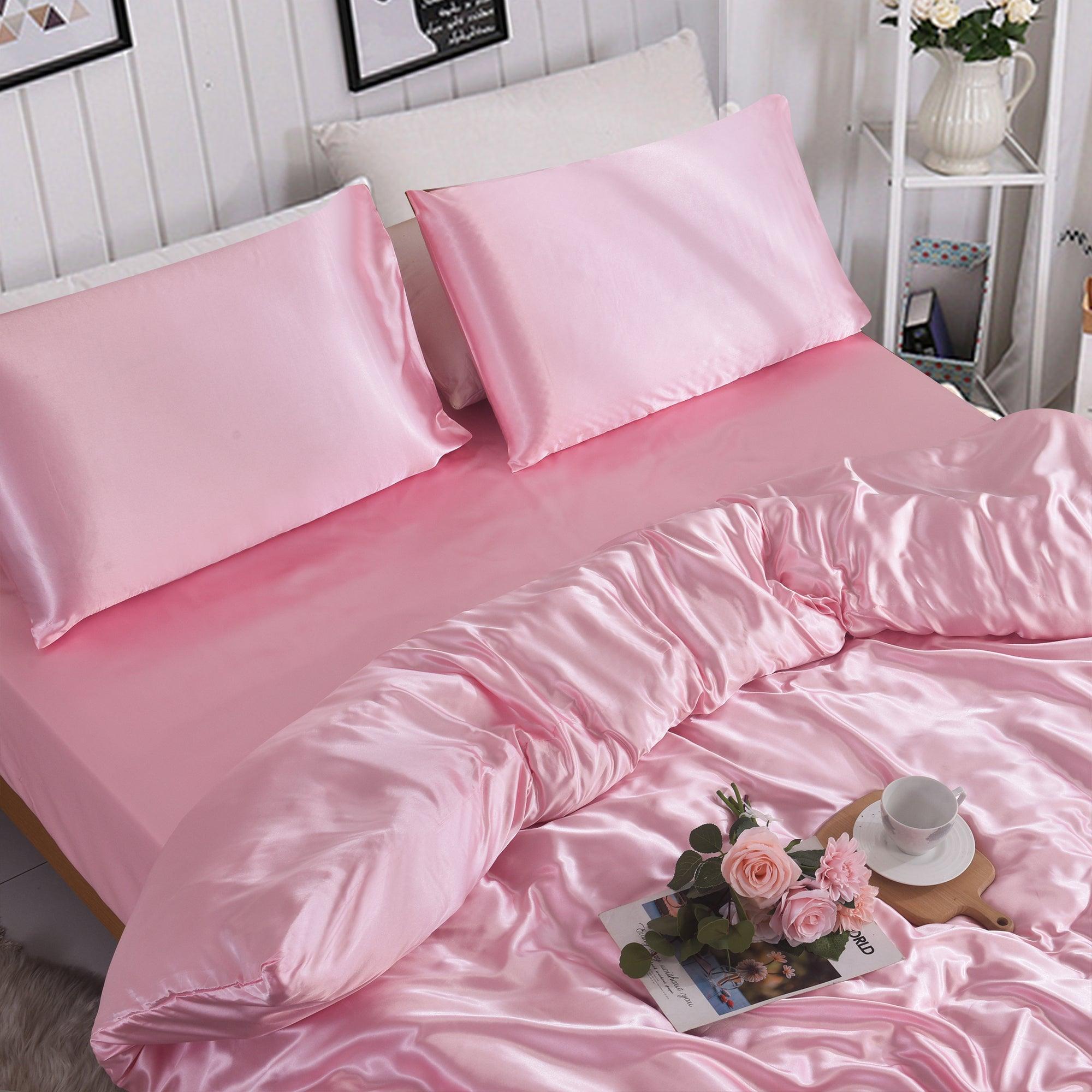 Luxury 3 PCS Blush Pink Satin Bedding Set ‚Äì Soft Silk Duvet Collection