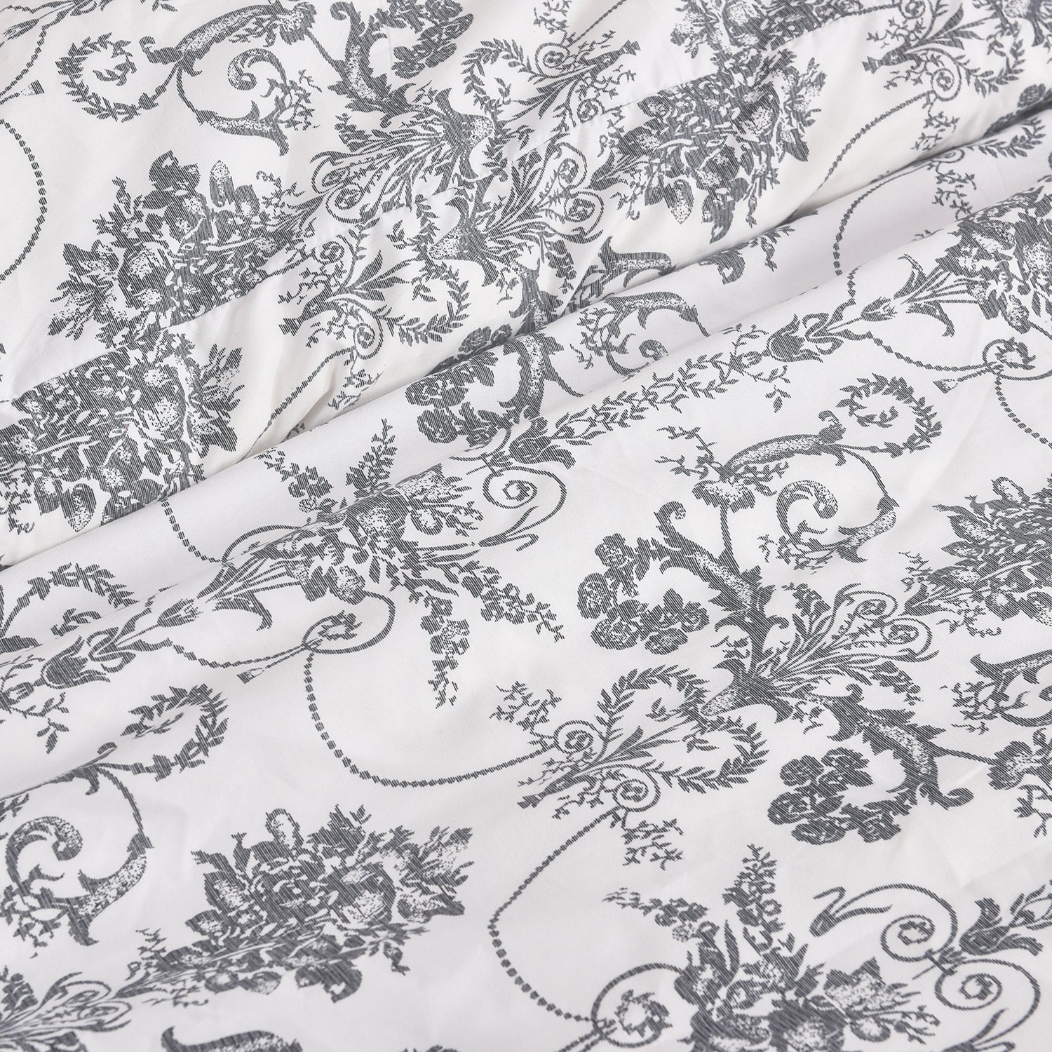 Obsidian Marble Luxe 4-Piece Bedding Set – Duvet Cover, Fitted Sheet & 2 Pillowcases.